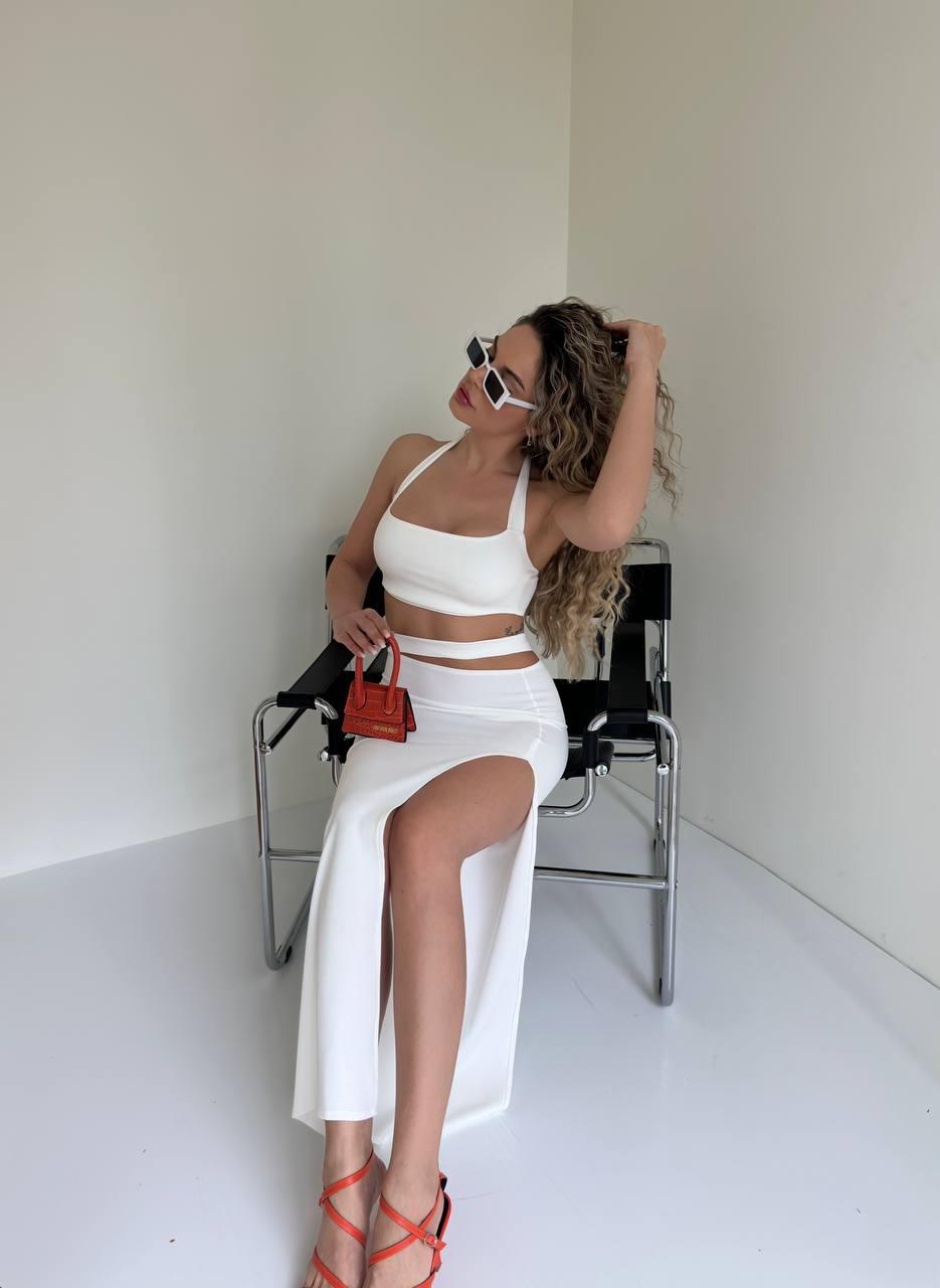 Bold Cut-Out Set