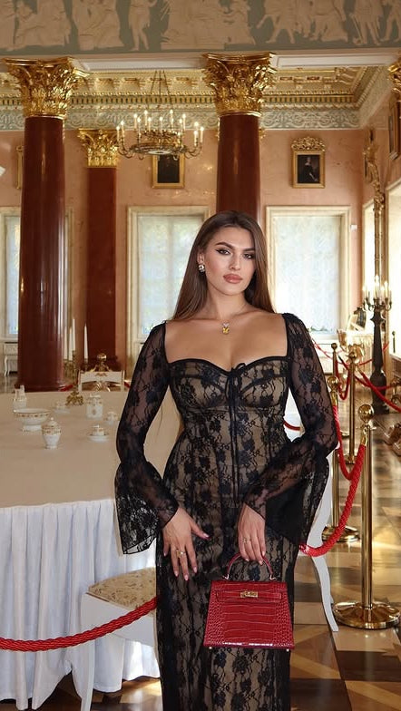 Noir Romance Bell-Sleeve Lace dress